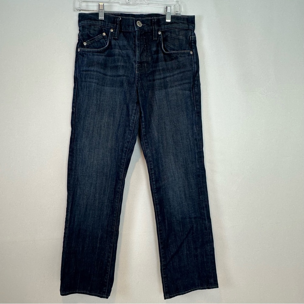 William Rast Men’s Relaxed Straight Jeans. Size 31. Button fly.